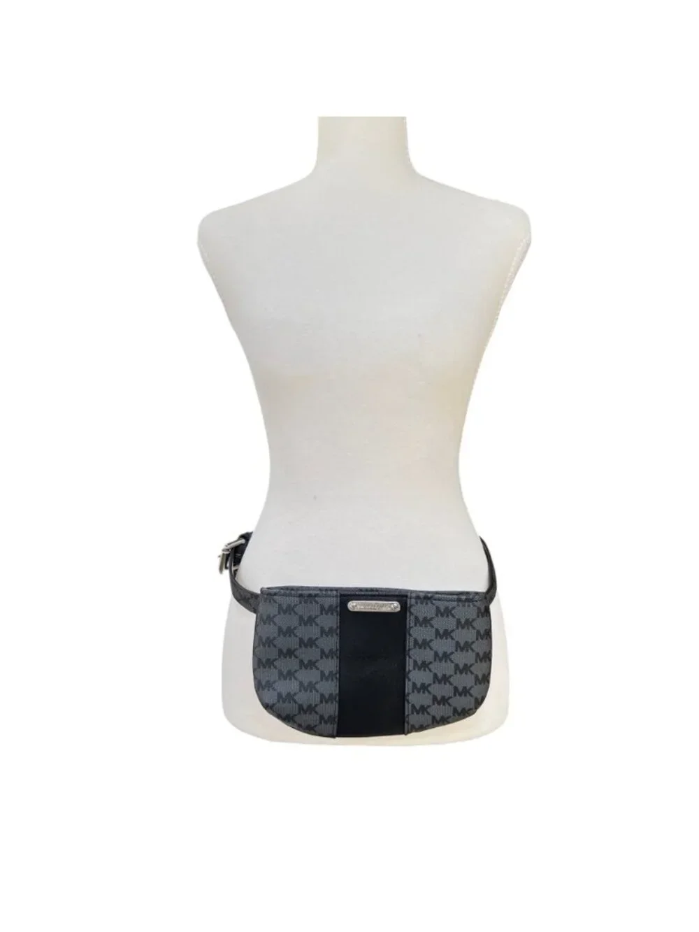 Michael Kors NWOT Monogrammed Adjustable Belt Bag Back Grey Size L/XL